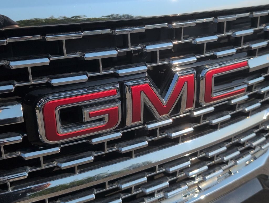 Thumbnail: 2023 GMC Acadia - 7