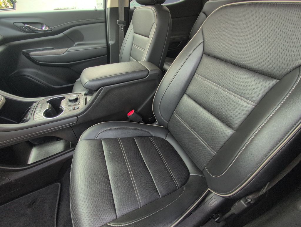 Thumbnail: 2023 GMC Acadia - 11