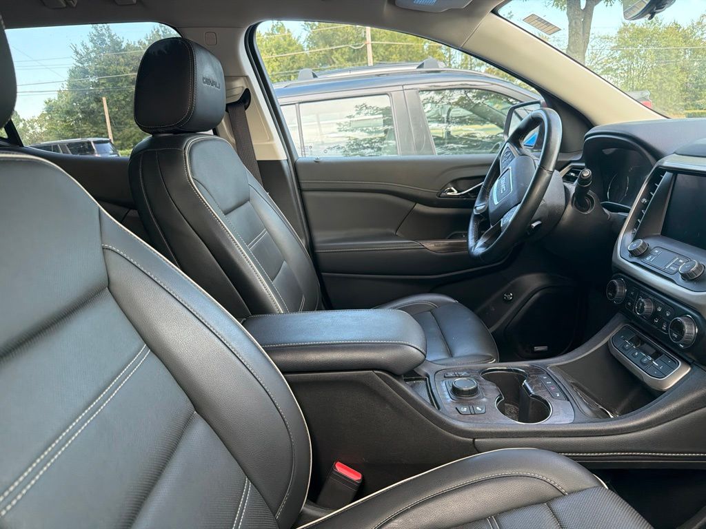 Thumbnail: 2023 GMC Acadia - 8