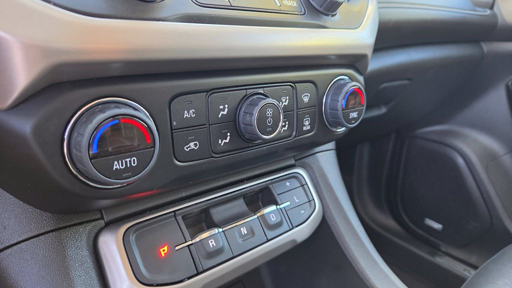 Thumbnail: 2023 GMC Acadia - 14
