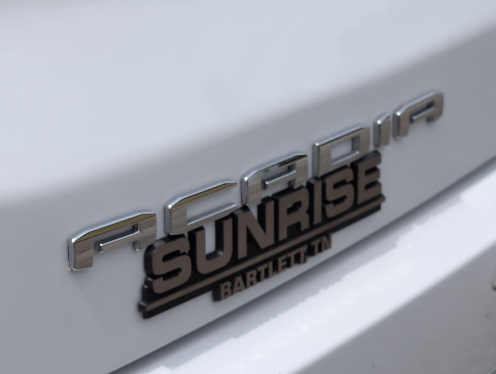 Thumbnail: 2023 GMC Acadia - 7