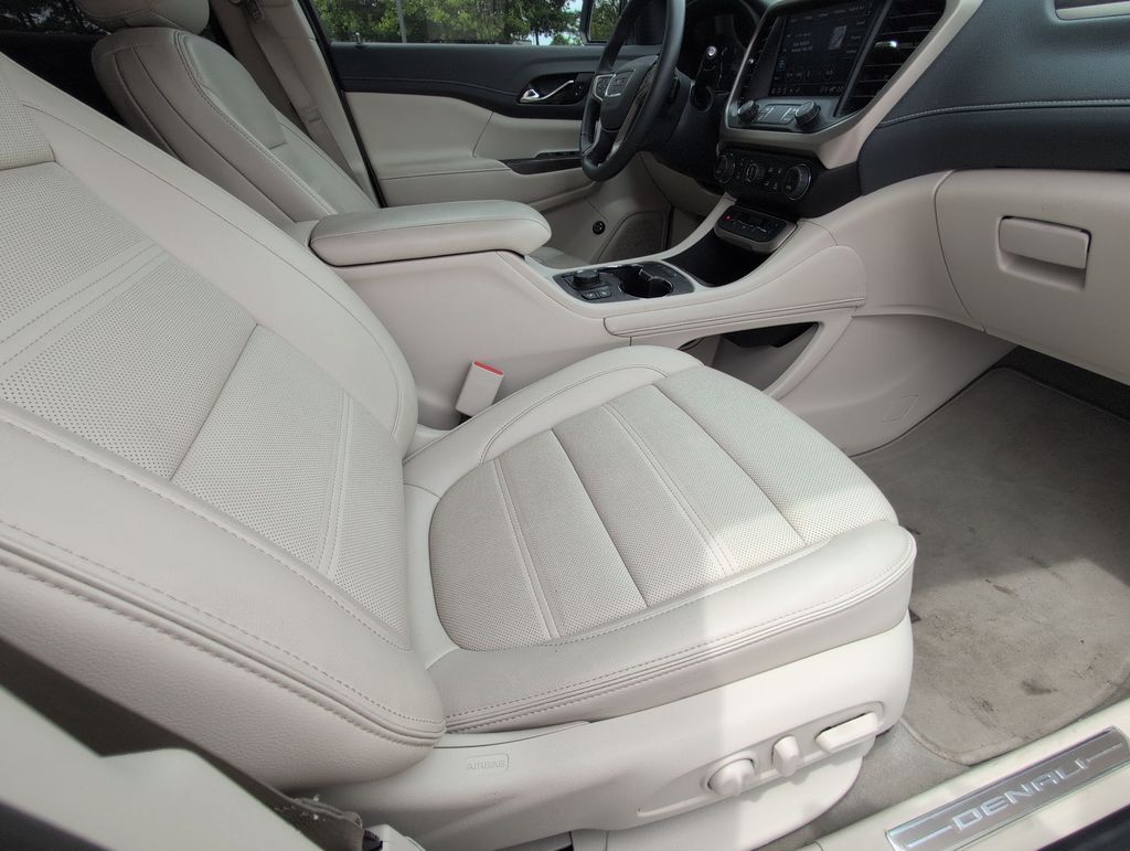 Thumbnail: 2023 GMC Acadia - 29