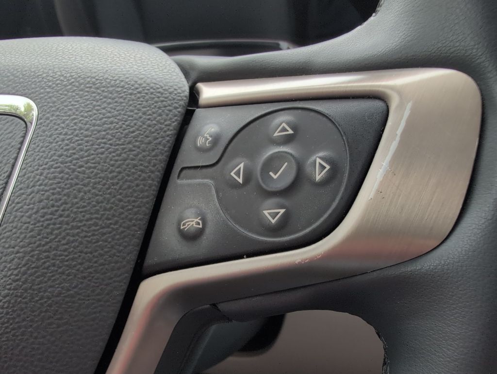 Thumbnail: 2023 GMC Acadia - 31