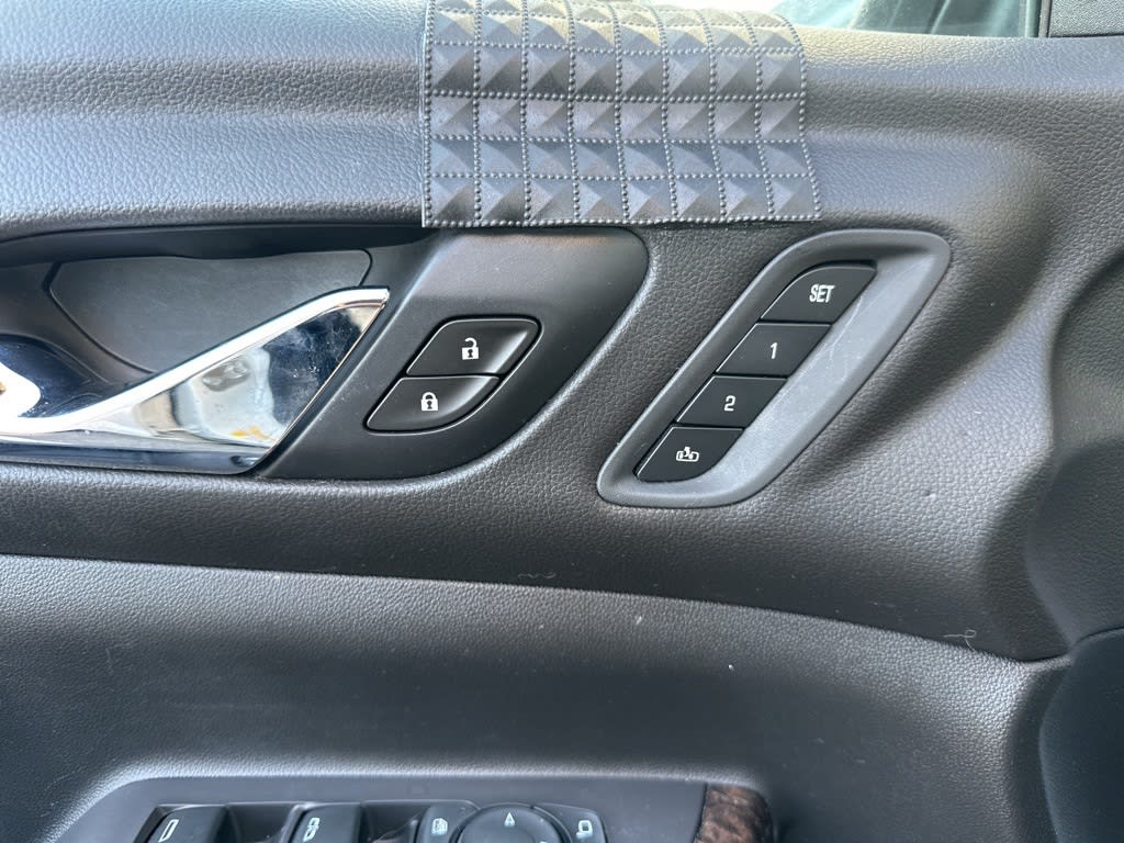 Thumbnail: 2020 GMC Acadia - 18