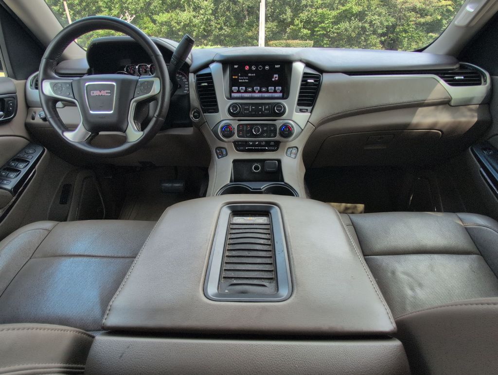 Thumbnail: 2016 GMC Yukon XL - 9