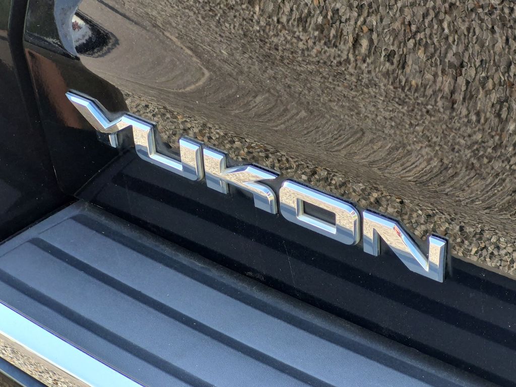 Thumbnail: 2020 GMC Yukon - 25