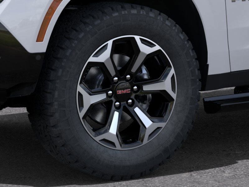 2025 GMC Yukon AT4 7