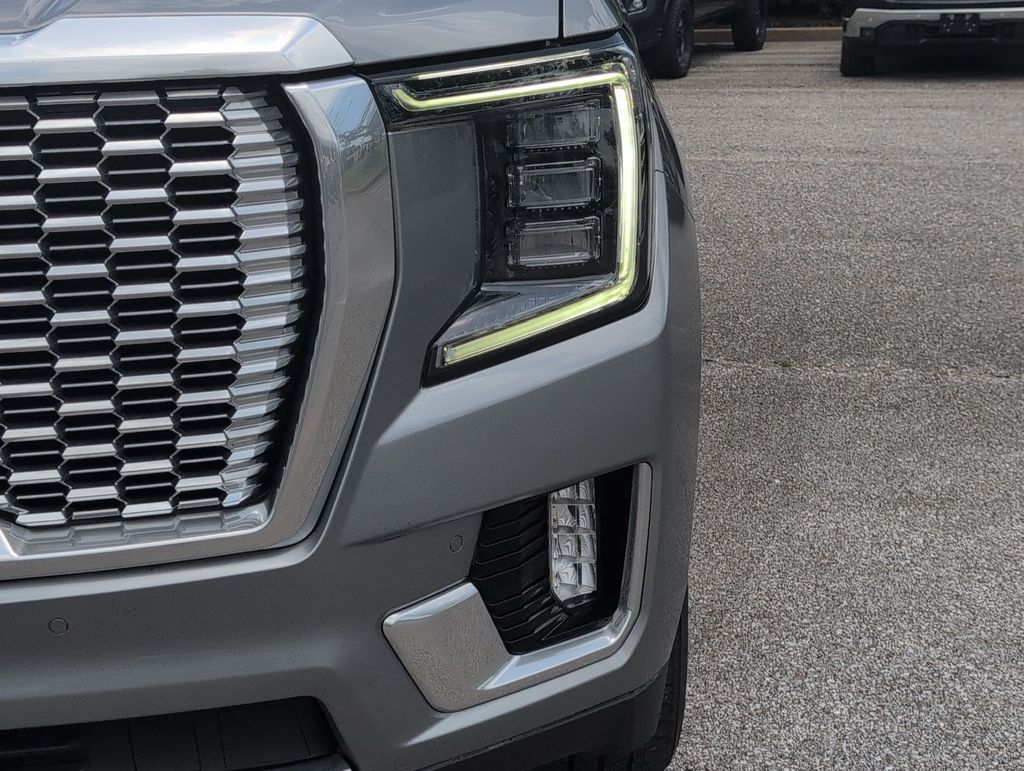 Thumbnail: 2023 GMC Yukon - 23