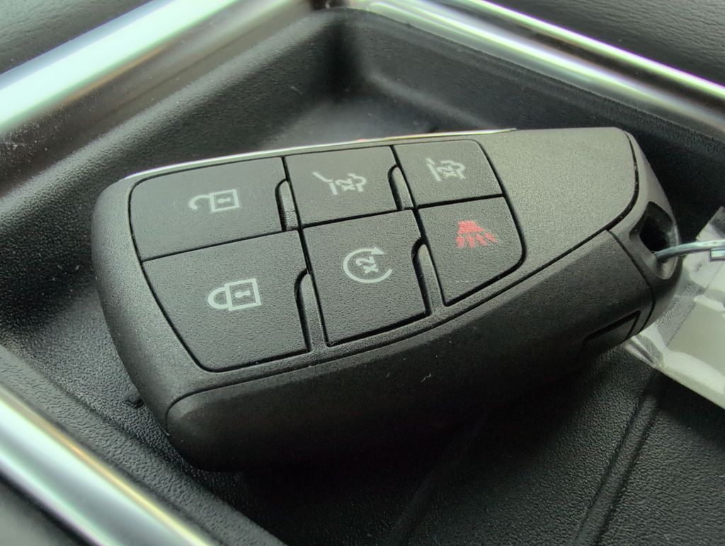 Thumbnail: 2021 GMC Yukon - 39