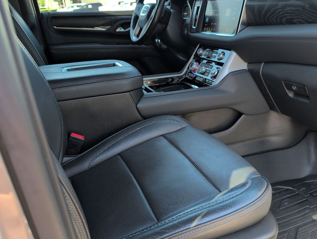 Thumbnail: 2021 GMC Yukon - 30