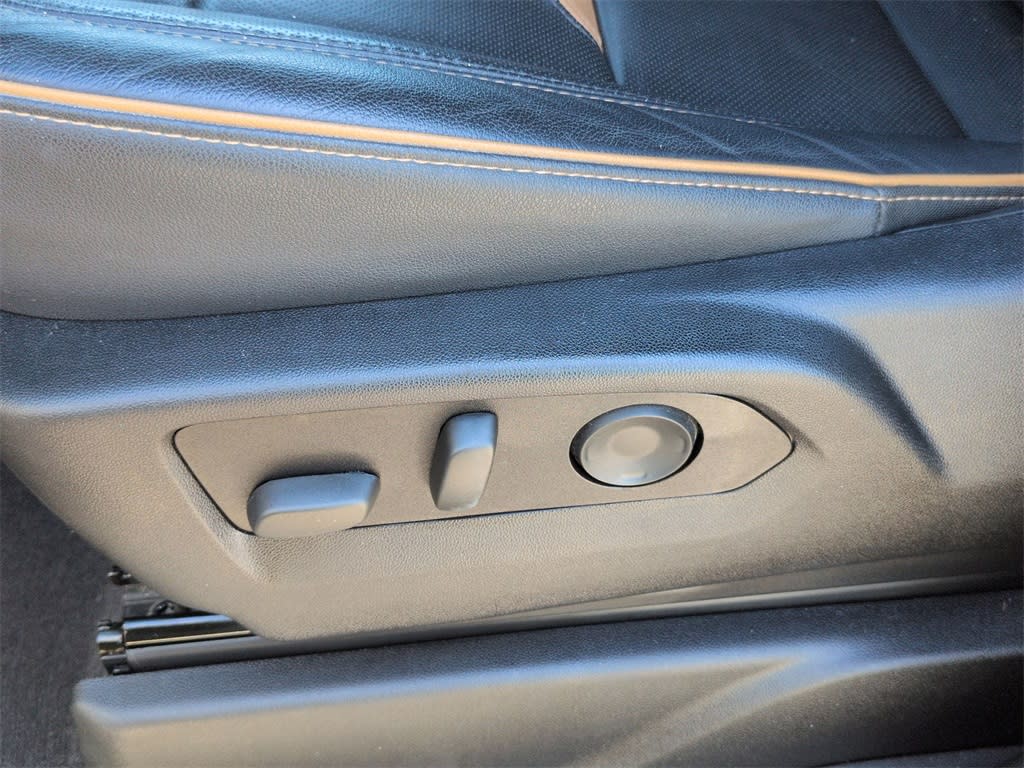 Thumbnail: 2024 GMC Yukon XL - 25