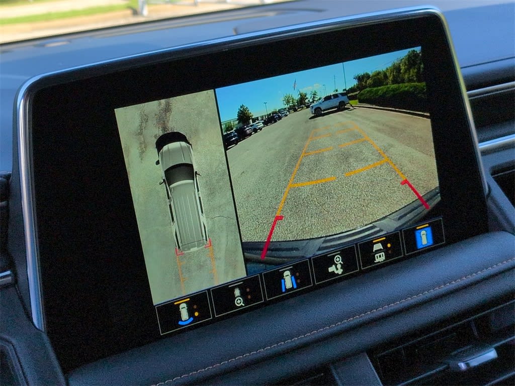 Thumbnail: 2024 GMC Yukon XL - 33