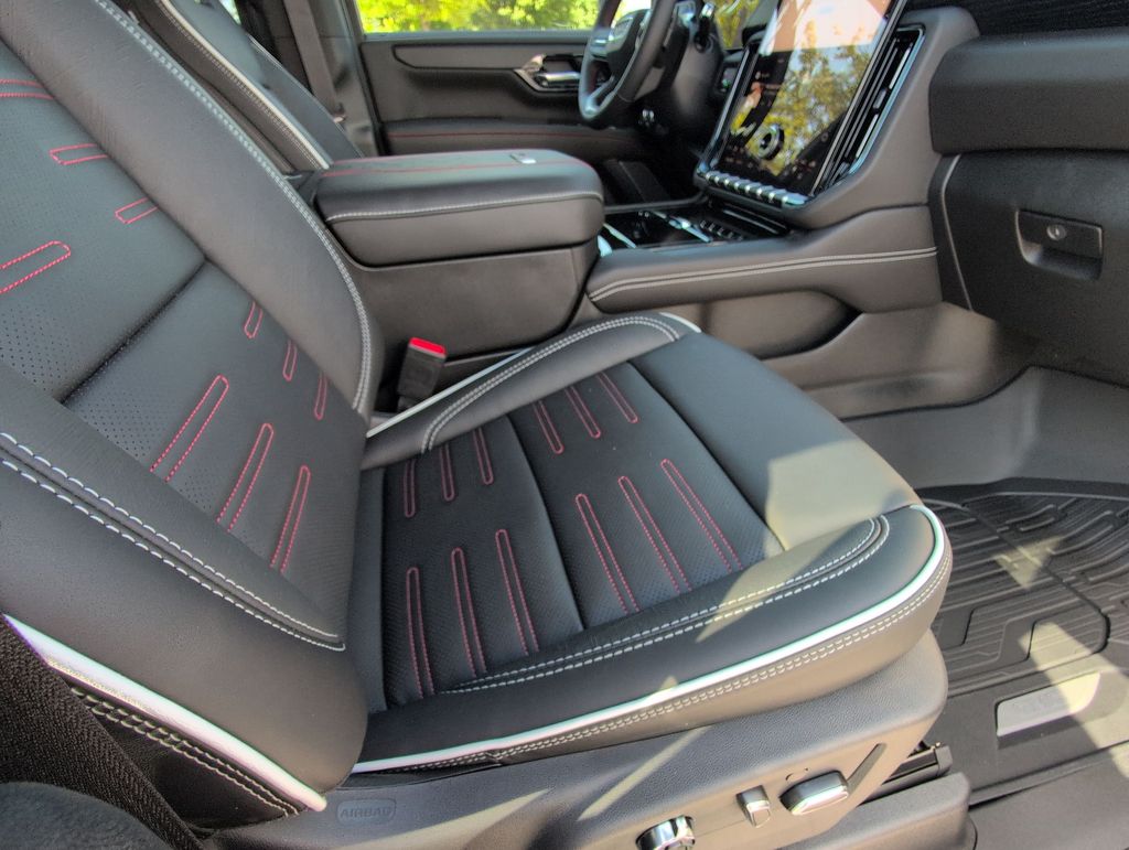 Thumbnail: 2026 GMC Yukon XL - 10