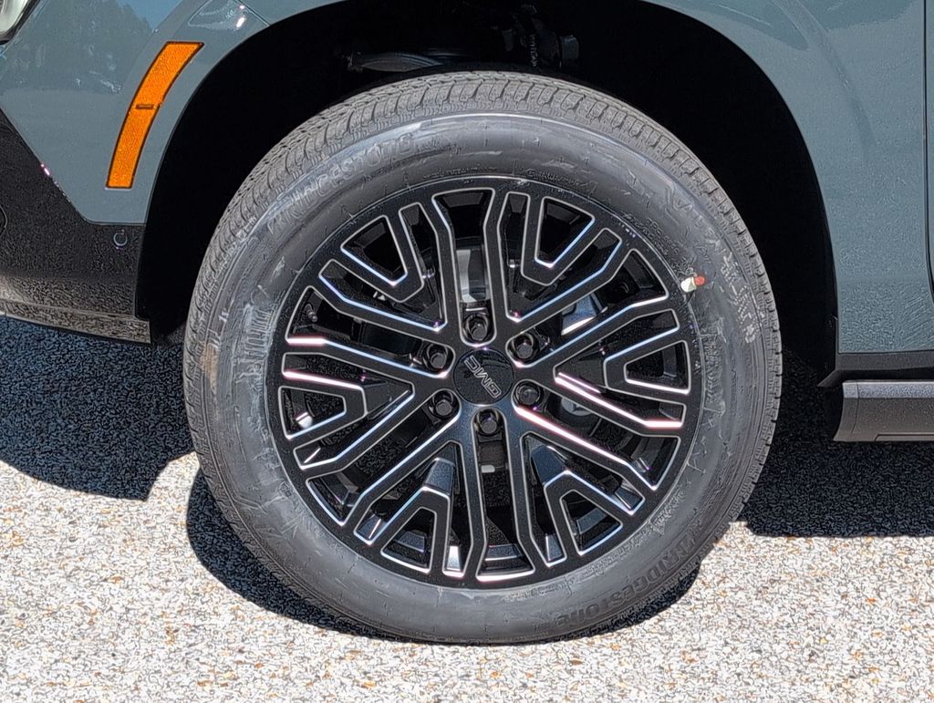 Thumbnail: 2026 GMC Yukon XL - 7