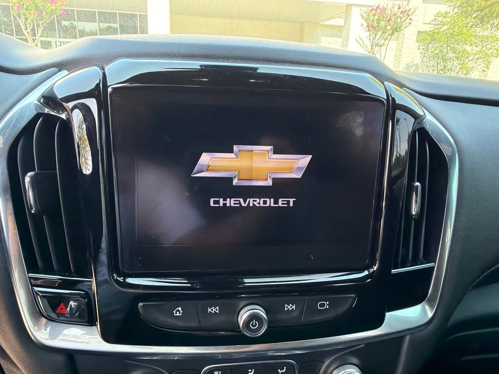 Thumbnail: 2023 Chevrolet Traverse - 12