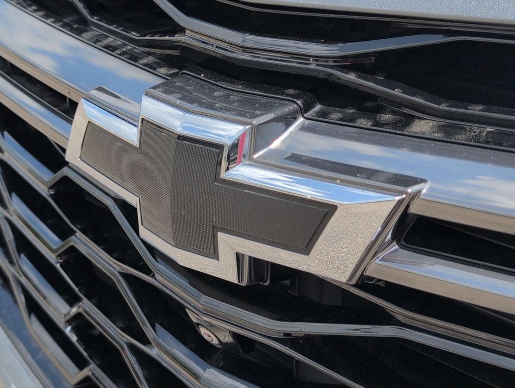 Thumbnail: 2024 Chevrolet Traverse - 7