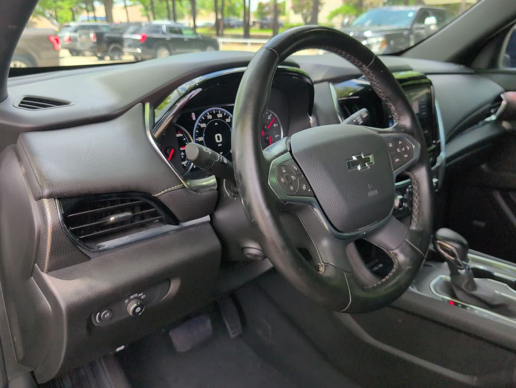 Thumbnail: 2024 Chevrolet Traverse - 2