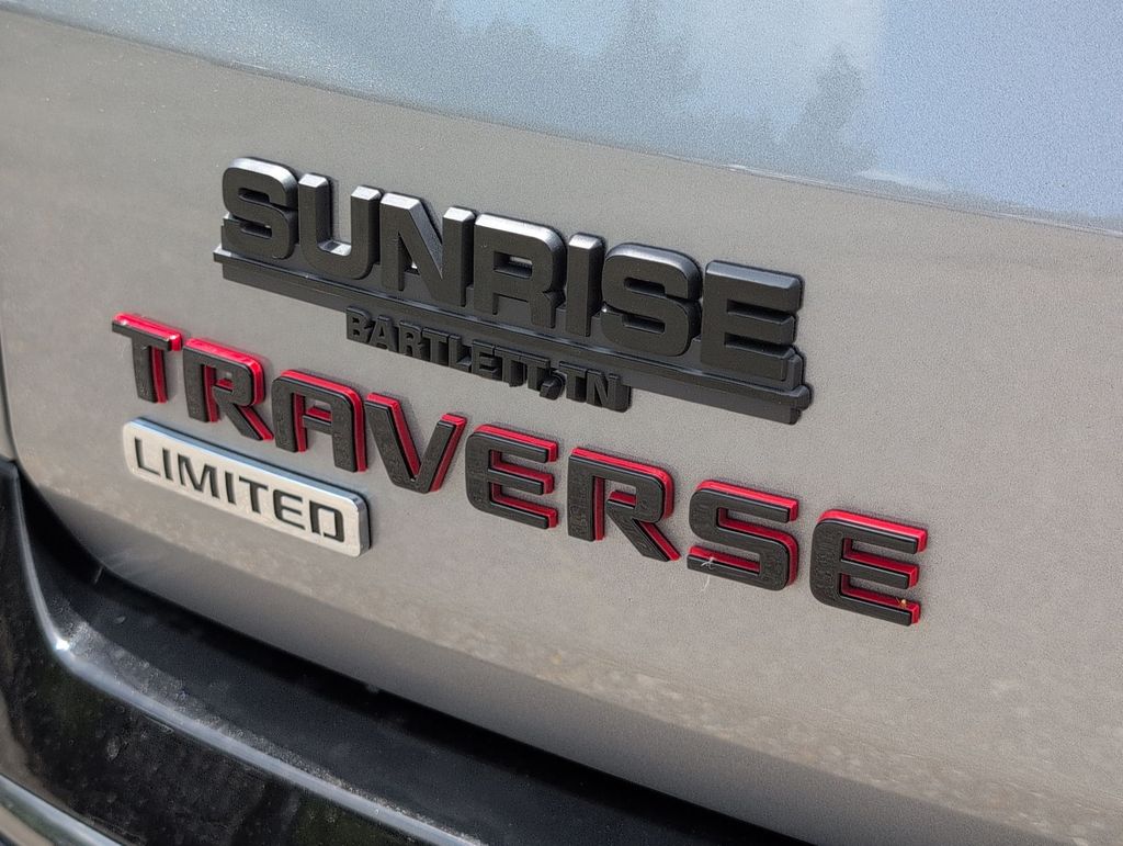 Thumbnail: 2024 Chevrolet Traverse - 24