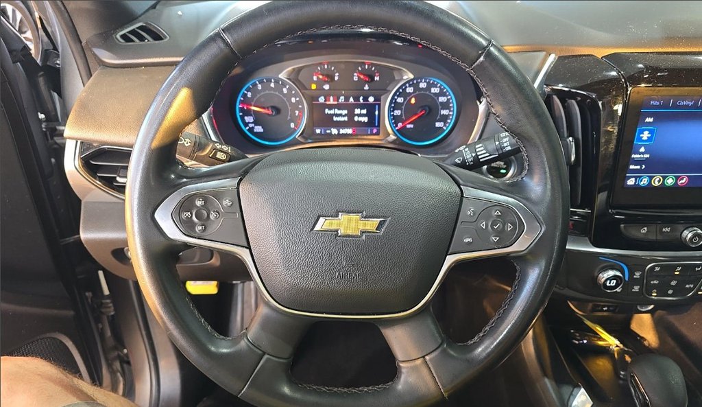 Thumbnail: 2023 Chevrolet Traverse - 4