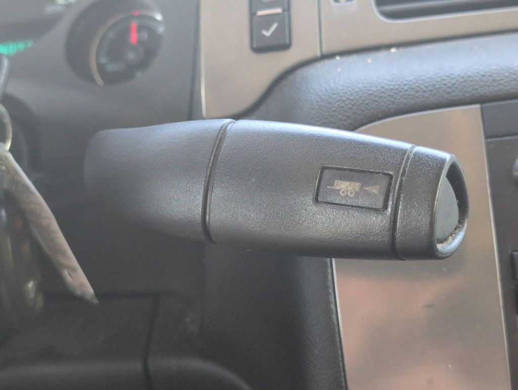 Thumbnail: 2008 Chevrolet Tahoe - 34