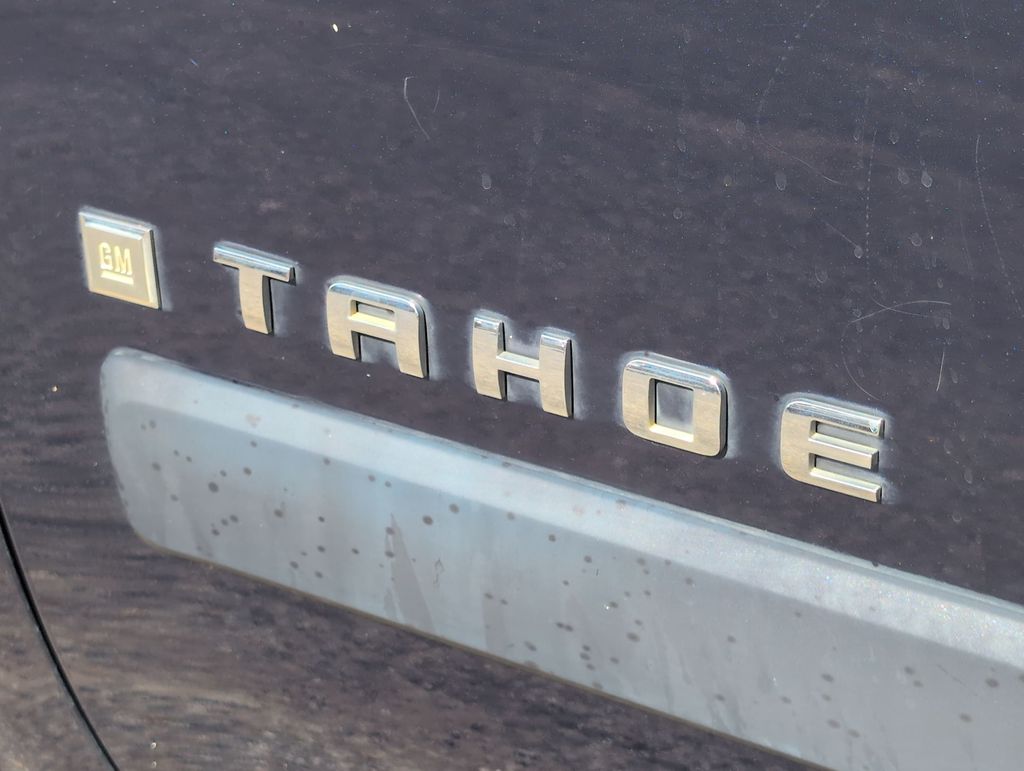 Thumbnail: 2008 Chevrolet Tahoe - 23