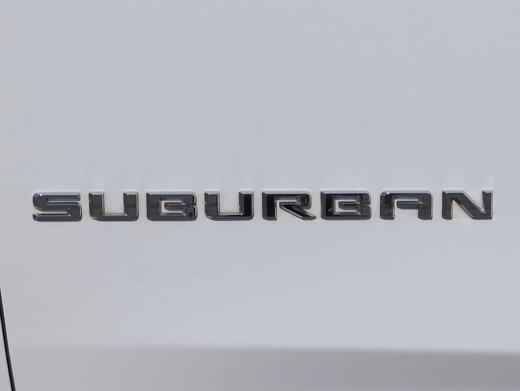 Thumbnail: 2023 Chevrolet Suburban - 23