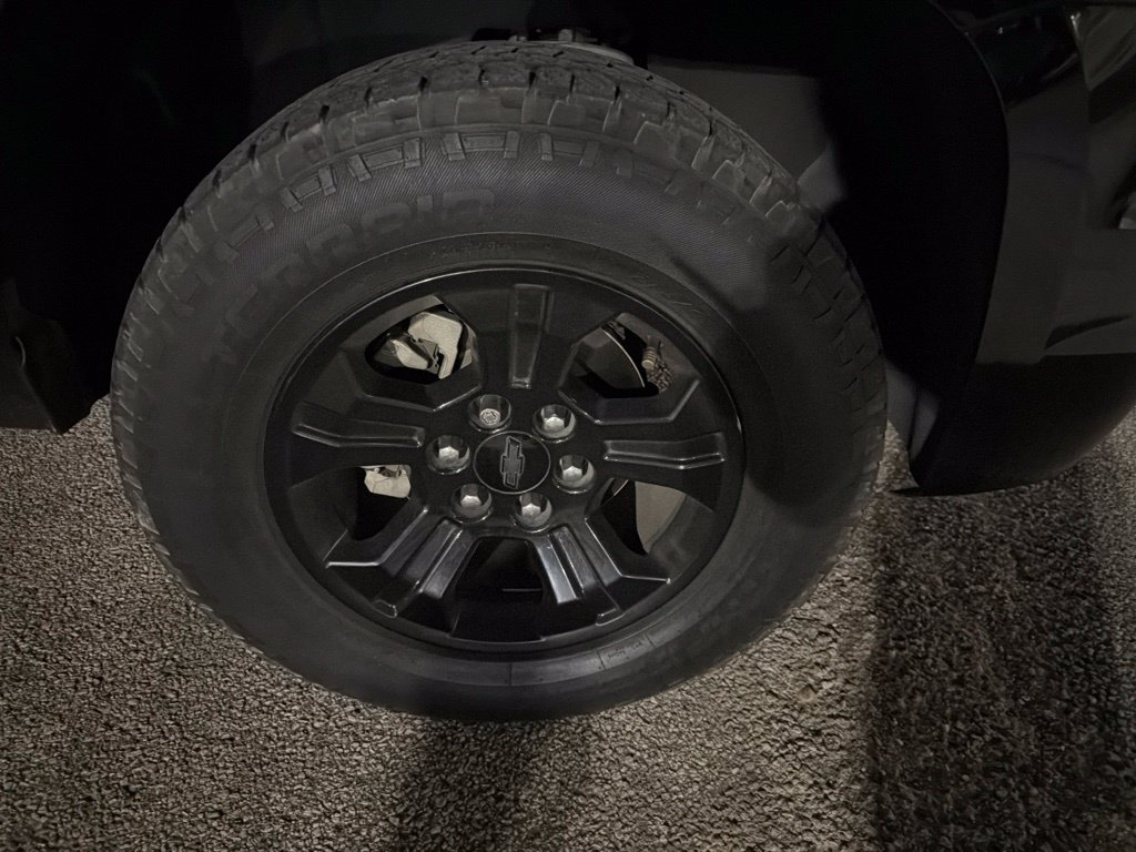 Thumbnail: 2017 Chevrolet Tahoe - 21