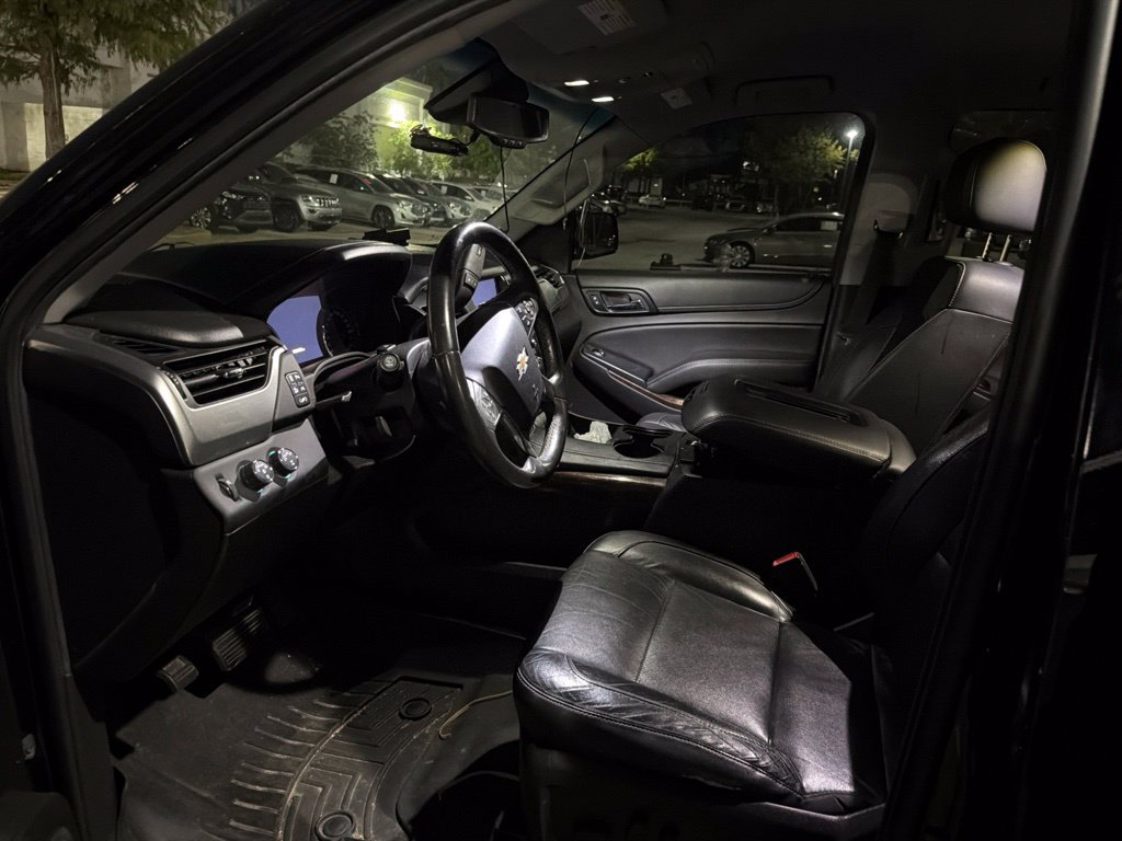 Thumbnail: 2017 Chevrolet Tahoe - 6