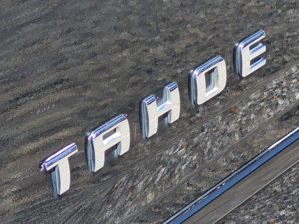 Thumbnail: 2017 Chevrolet Tahoe - 22
