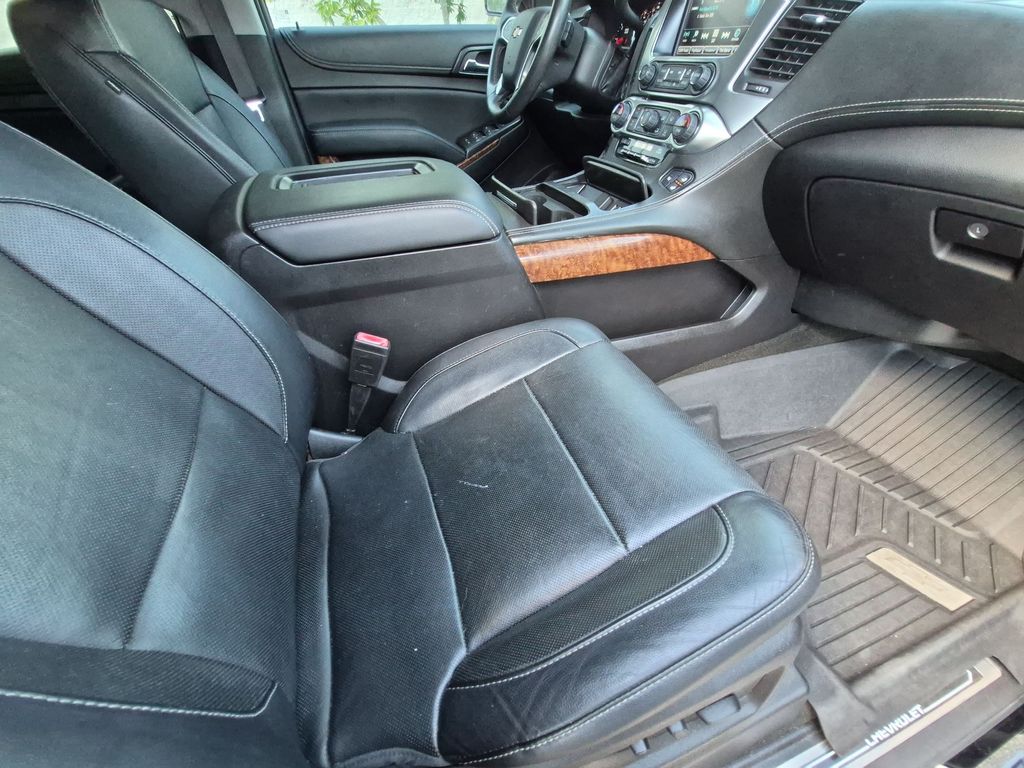 Thumbnail: 2017 Chevrolet Tahoe - 12