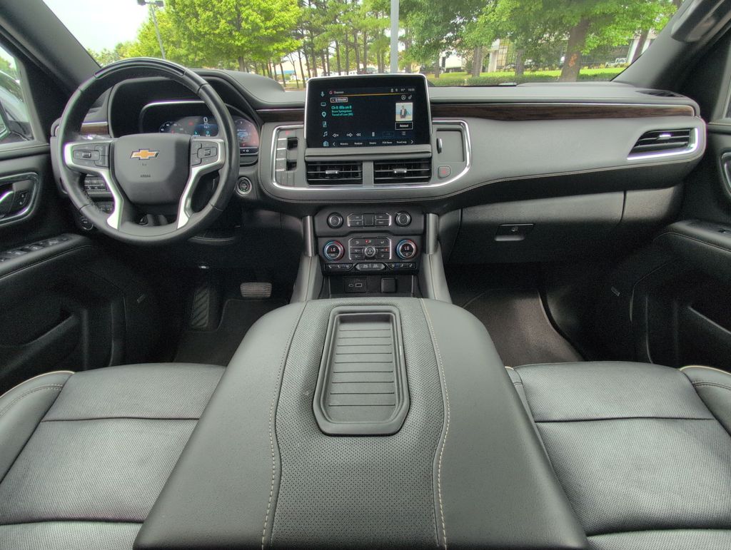 Thumbnail: 2023 Chevrolet Suburban - 8