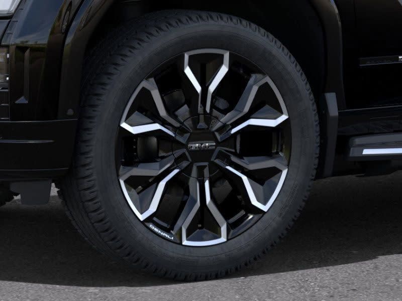 2025 GMC Sierra EV Denali 6