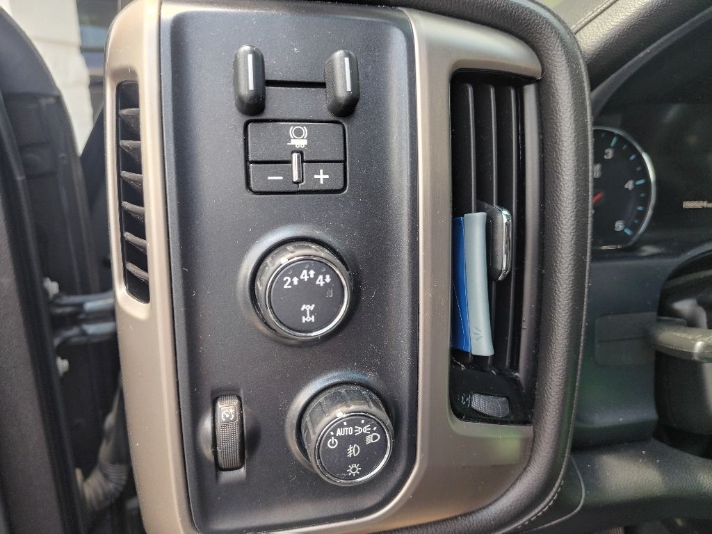 Thumbnail: 2019 GMC Sierra 3500 - 21