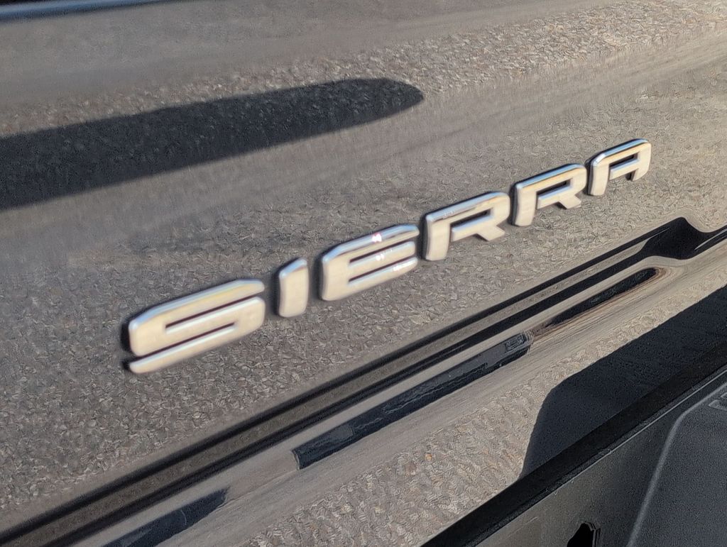 Thumbnail: 2022 GMC Sierra 2500 - 24