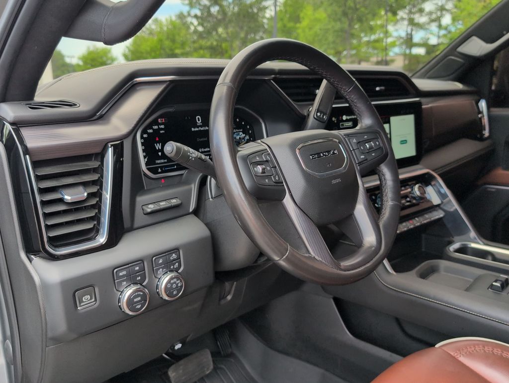 Thumbnail: 2024 GMC Sierra 2500 - 2