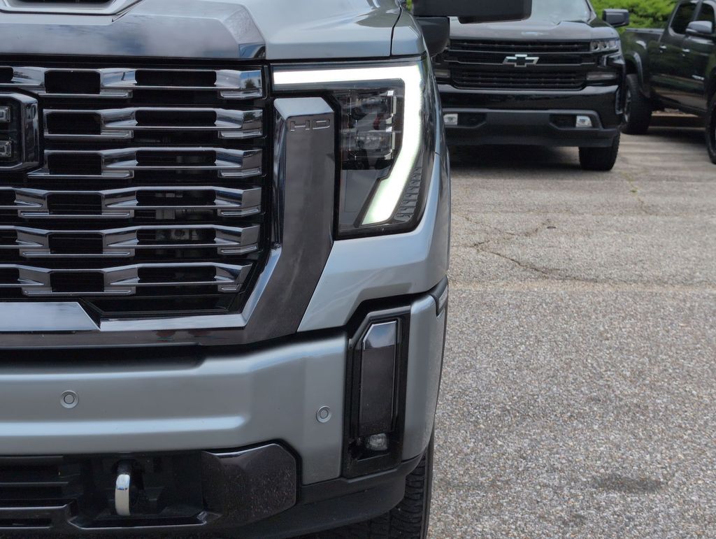 Thumbnail: 2024 GMC Sierra 2500 - 24