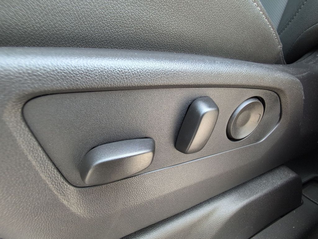 2026 GMC Sierra 2500HD SLT - Photo 24
