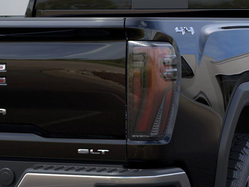 Thumbnail: 2026 GMC Sierra 2500 - 18