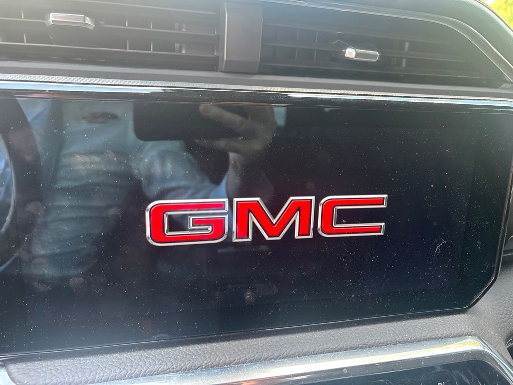 Thumbnail: 2025 GMC Sierra 2500 - 15
