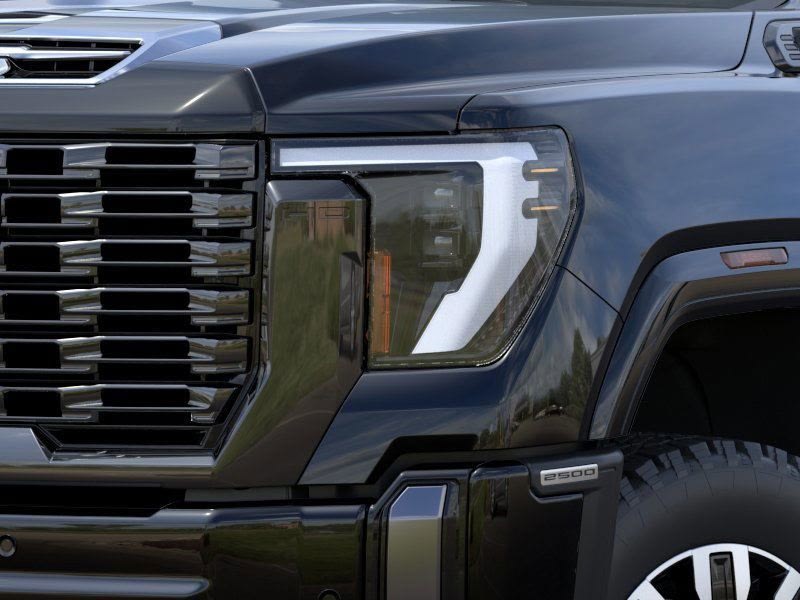 2025 GMC Sierra 2500 Denali 17