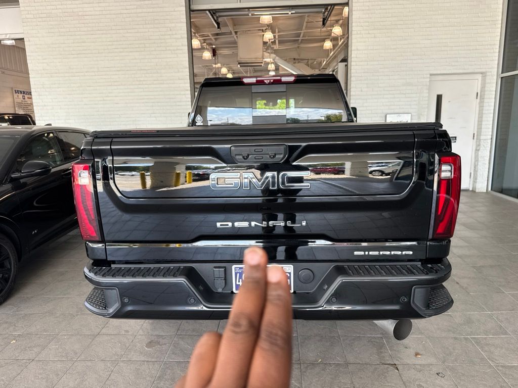 Thumbnail: 2025 GMC Sierra 2500 - 14