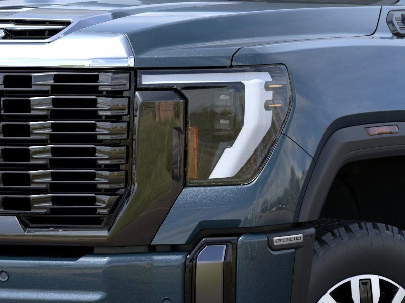 2025 GMC Sierra 2500 Denali 17