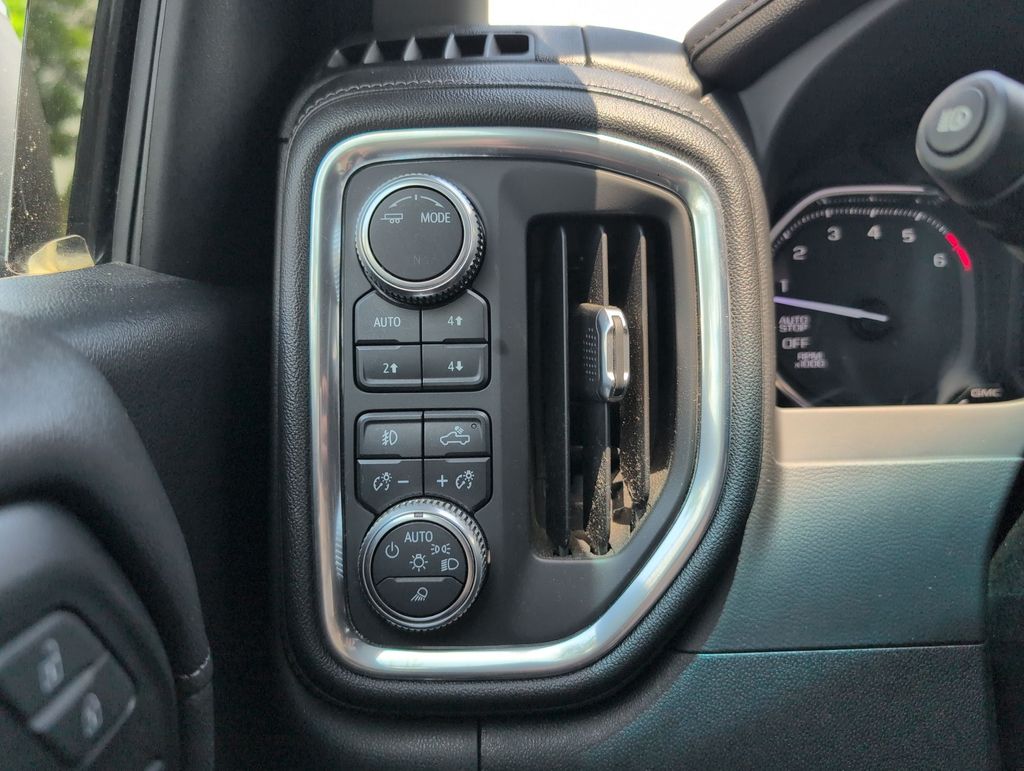 Thumbnail: 2020 GMC Sierra 1500 - 31