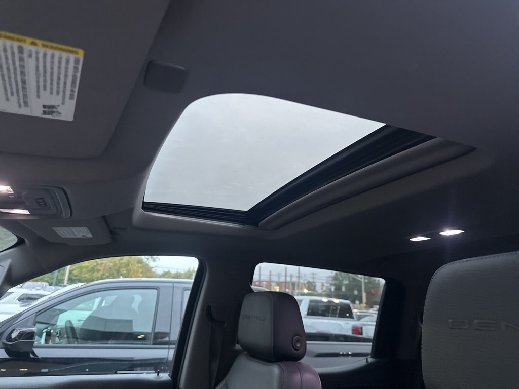 Thumbnail: 2019 GMC Sierra 1500 - 17