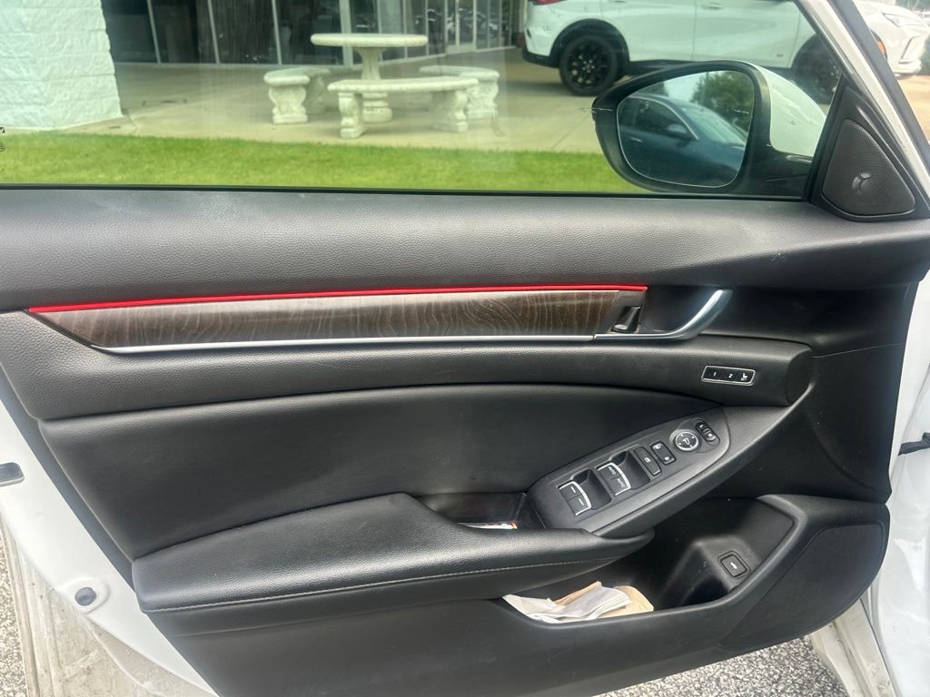 Thumbnail: 2021 Honda Accord - 10