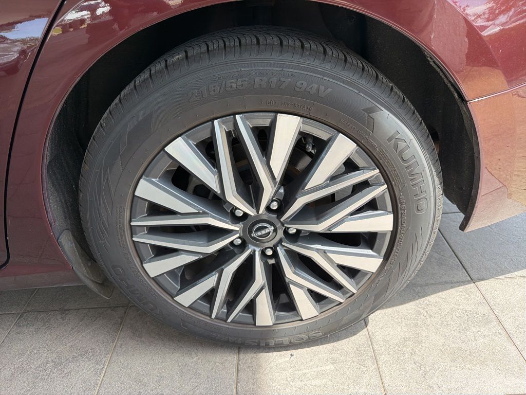 Thumbnail: 2024 Nissan Altima - 6