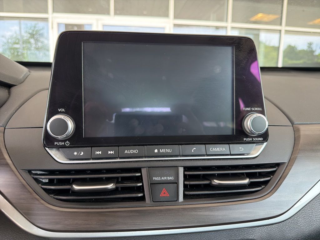 Thumbnail: 2024 Nissan Altima - 10