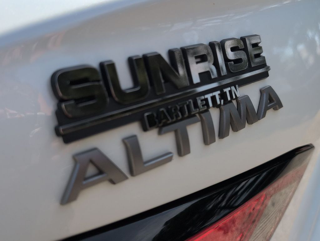 2025 Nissan Altima SV - Photo 25