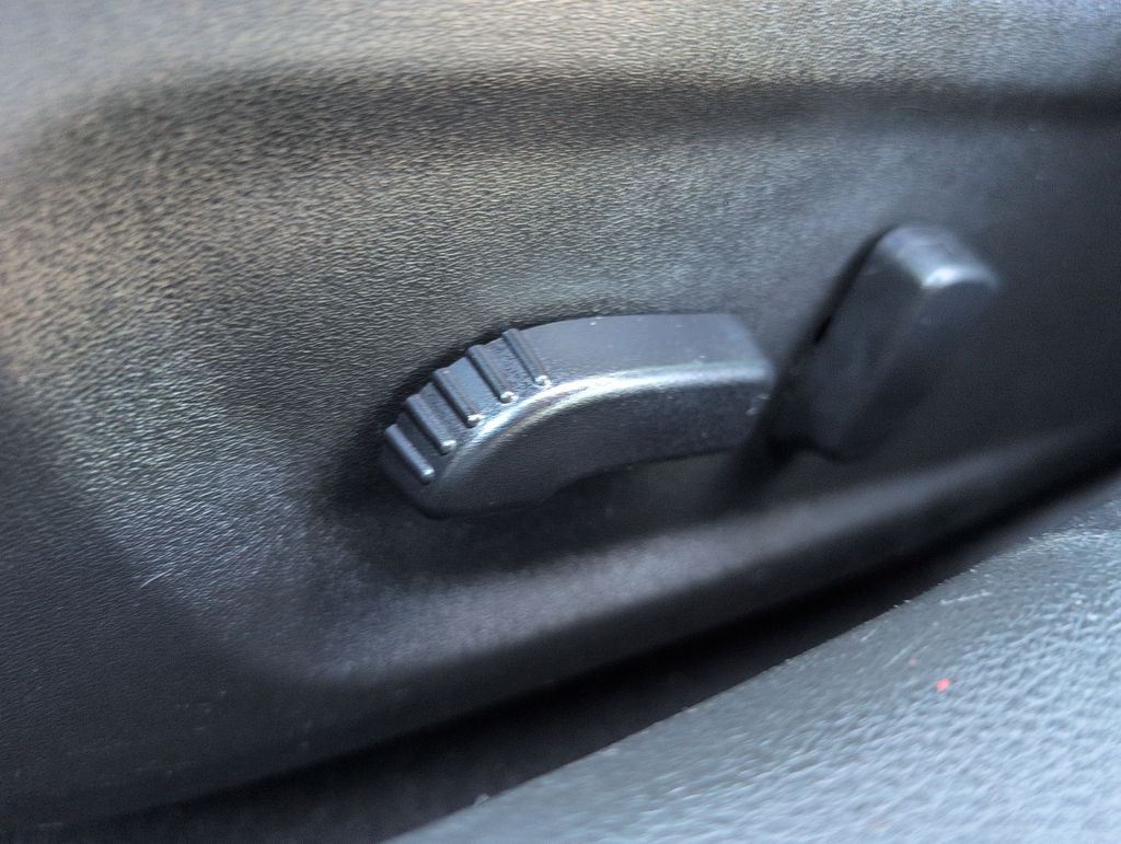 2025 Nissan Altima SV - Photo 26