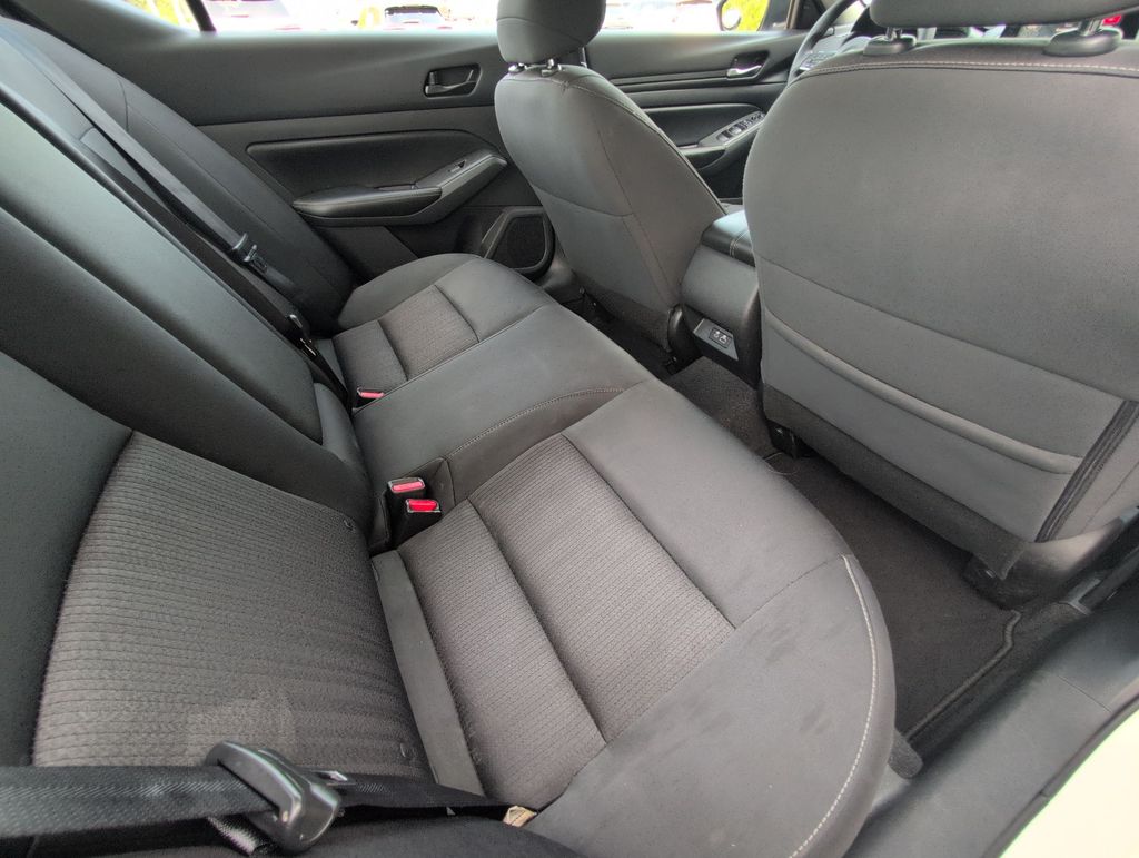 2025 Nissan Altima SV - Photo 28